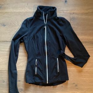 Lululemon running jacket with ruffle back detail size 2